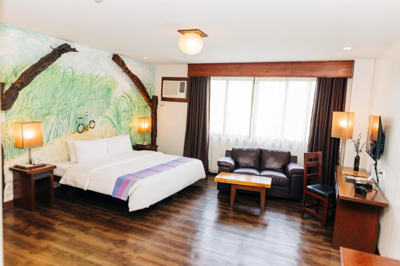 Nature'S Village Resort Bacolod Bagian luar foto