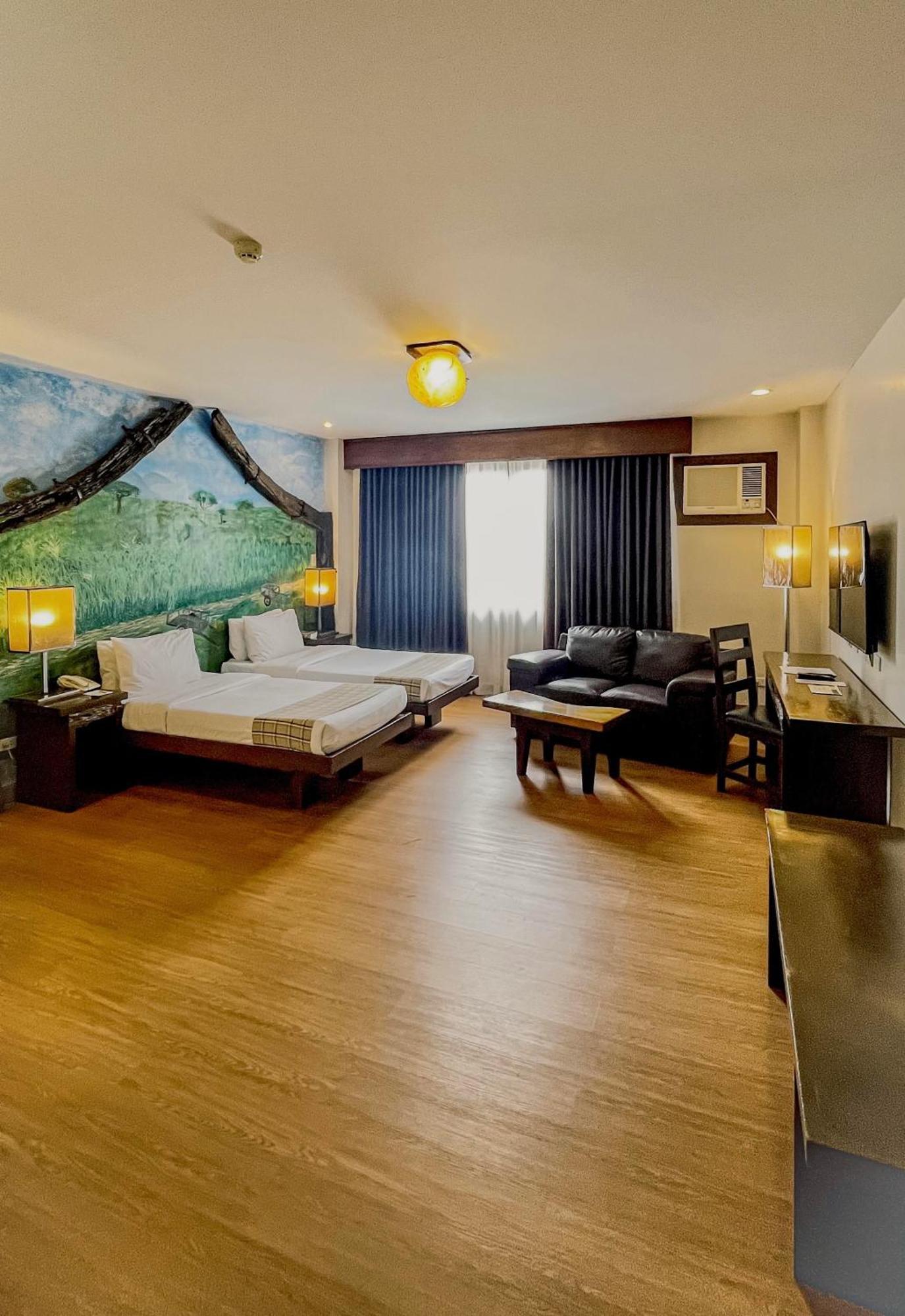 Nature'S Village Resort Bacolod Bagian luar foto
