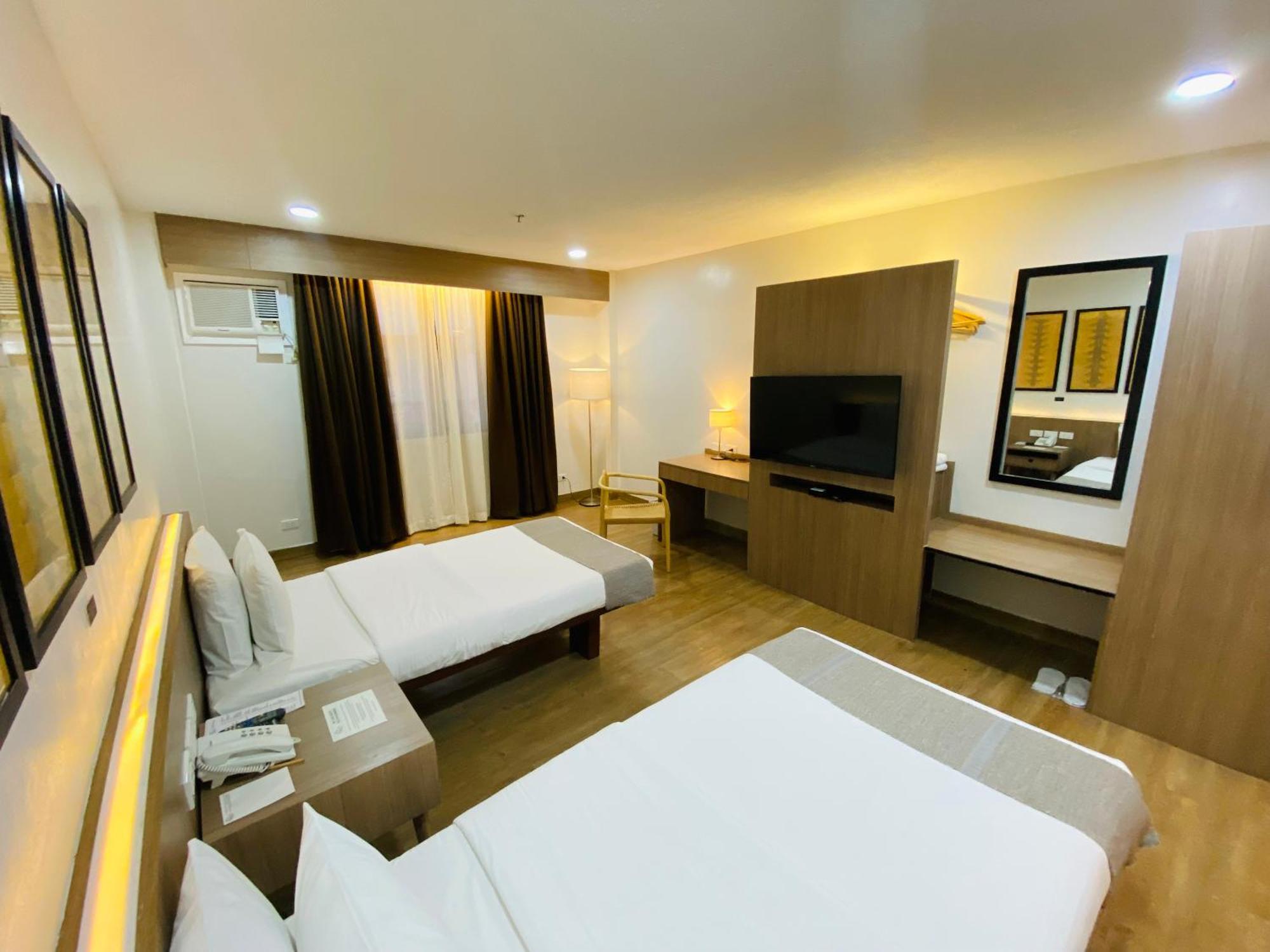 Nature'S Village Resort Bacolod Bagian luar foto